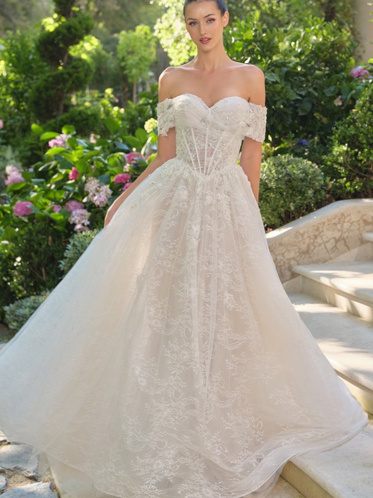 New Floral Lace Embellished Off White-Nude Wedding Gown W/Layered Skirt Cd Wl090